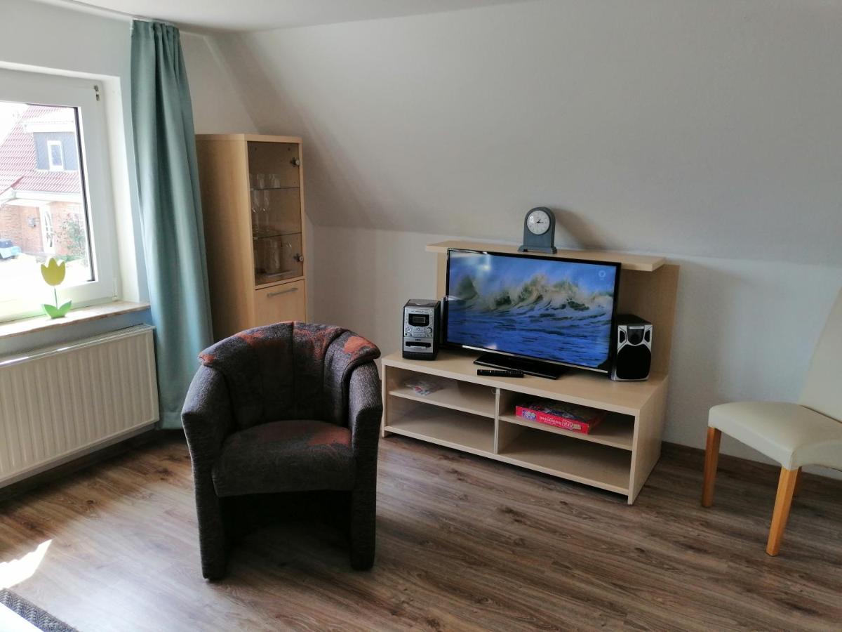 Haus Trossenstek II Apartment Busum Exterior photo